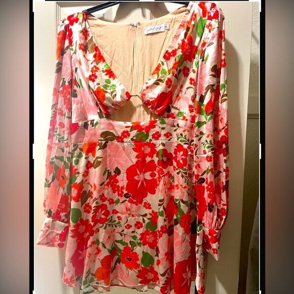 Petal & Pup Floral Mini Dress - Red, Green, White - Picture 4 of 4
